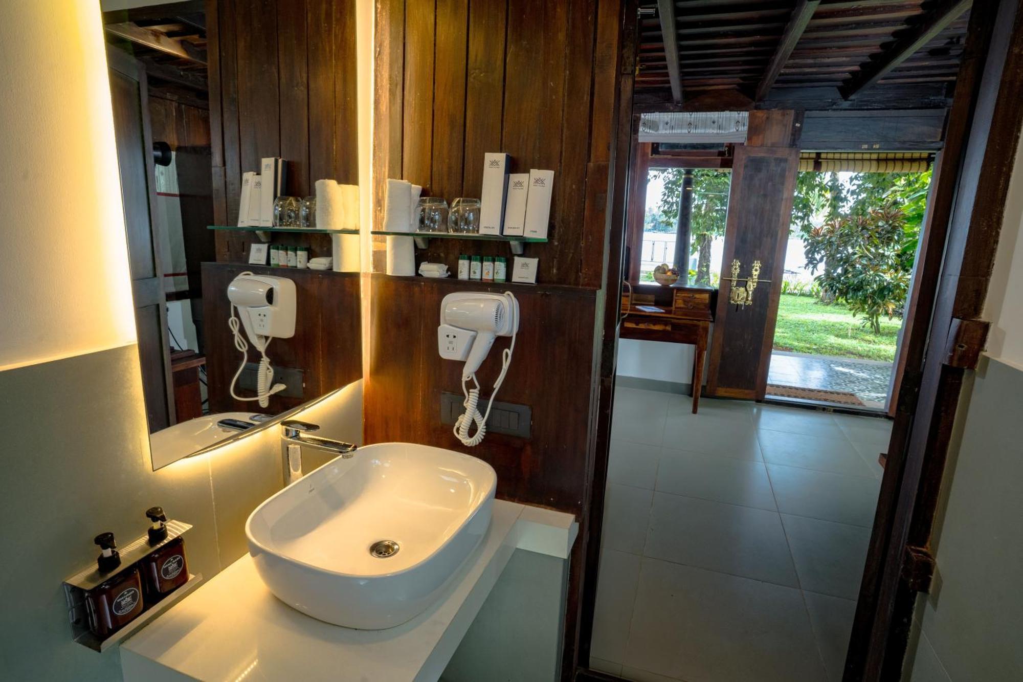 Vedic Village Retreat Kodungallur Kochi Værelse billede
